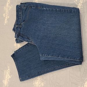 NWOT Bandolino straight leg jeans